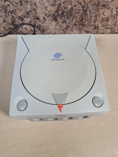 Sega Dreamcast Console With Green Controller Joypad Visual Memory Unit Vmu And Rumble Pack