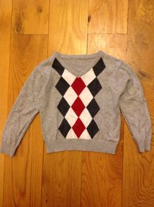 Beautiful Fine Knit V-Neck Jumper
