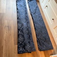 Home focus curtains