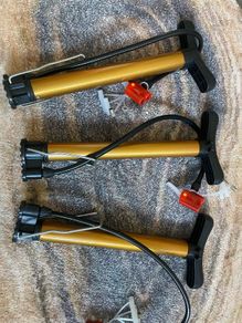 Bicycle pumps