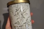 Scented soya candle Sage eand white flower NEW 240G