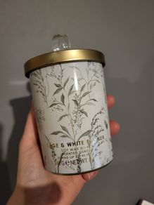 Scented soya candle Sage eand white flower NEW 240G