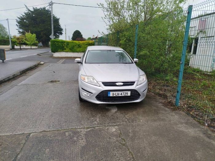 Ford Mondeo estate 2011