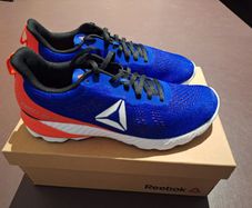 Reebok Sweet Road 2 Running Shoes Size 8.5 UK