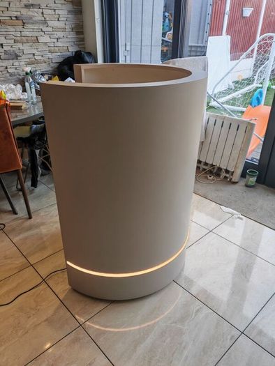 salon desk