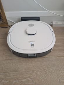 Midea M6 Robot Vacuum Cleaner