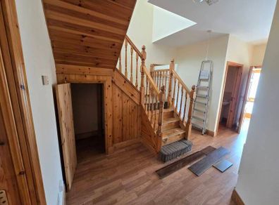 Laminate Flooring and Tiles
