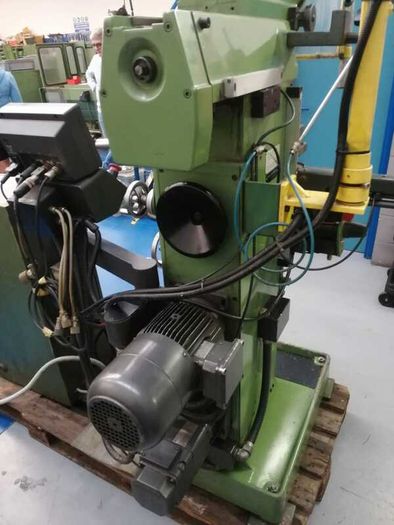 Deckel FP1 Aktive universal milling machine