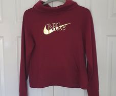 nike icon funnel neck hoodie size xs burgundy in excellent condition