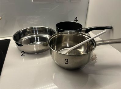Cooking Pots   From  10 Euro