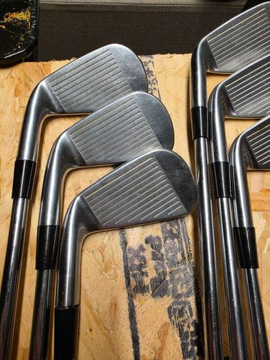 Titleist TMB 716 Irons