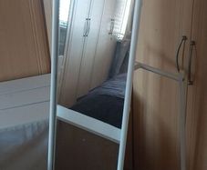 bedroom mirror