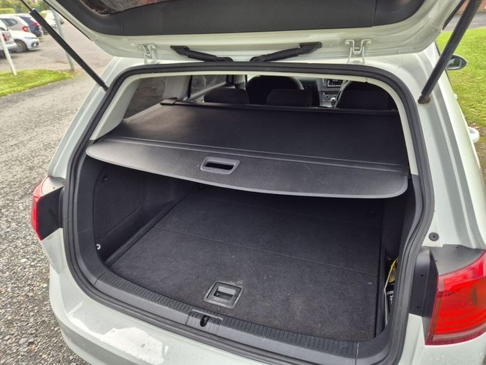 2014 Volkswagen Golf 1.6tdi taxed and tested