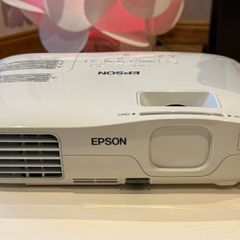 Epson EB-X10 3LCD Multimedia Projector Bundle