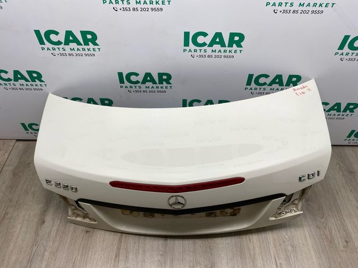 2012 Mercedes E220 E Class Coupe Bootlid Tailgate white