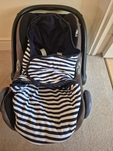 Car seat blanket