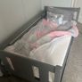 single bed with 2 drawers Image 2