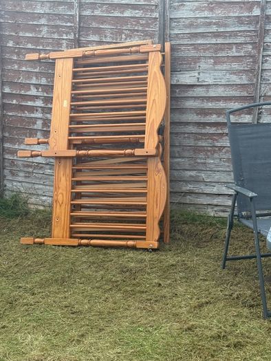 baby cot