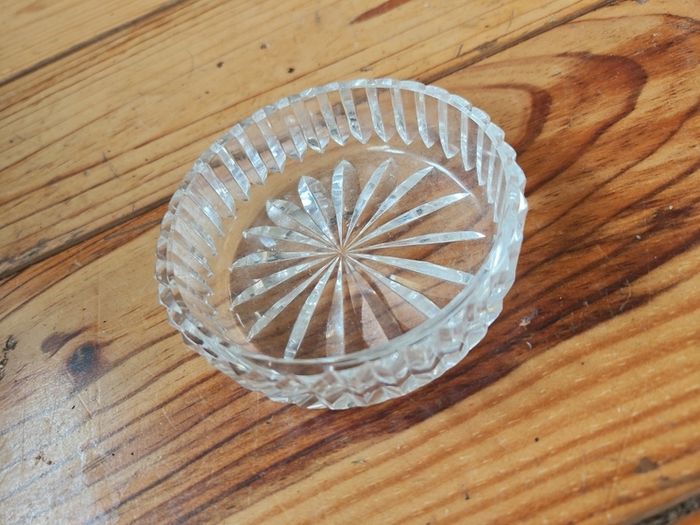 Ash tray