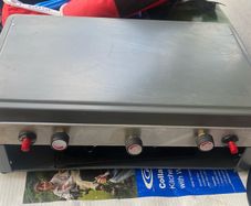 Gelert 2 Ring camping gas cooker with Grill