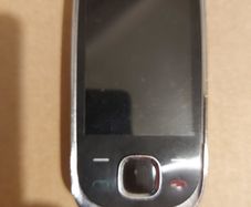 Nokia 7230 Slider Phone, Type RM-604, in excellent cosmetic condition