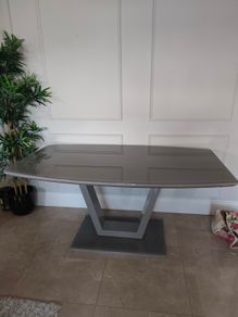 kitchen table and coffee table