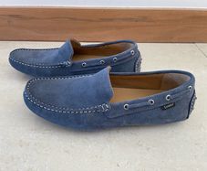 Loake Donnington Suede Moccasins - Size UK 8 / EU 42 - BRAND NEW
