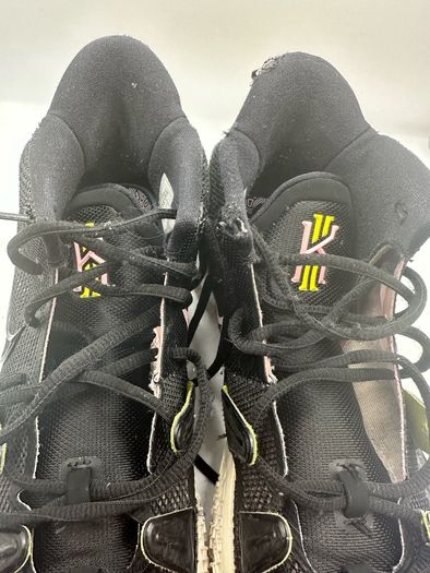 Nike Kyrie 7 - UK 9