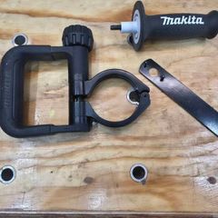 Makita handles