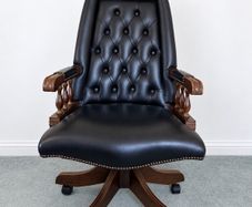 Vintage Chesterfield Mountbatton leather office chair