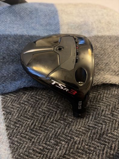 Titleist 13.5 degree TSR 3 wood head with headcover