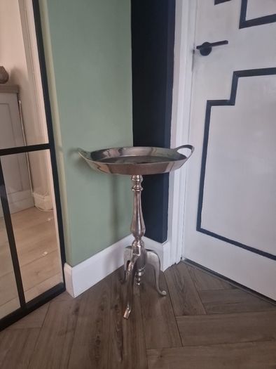 stainless steel table