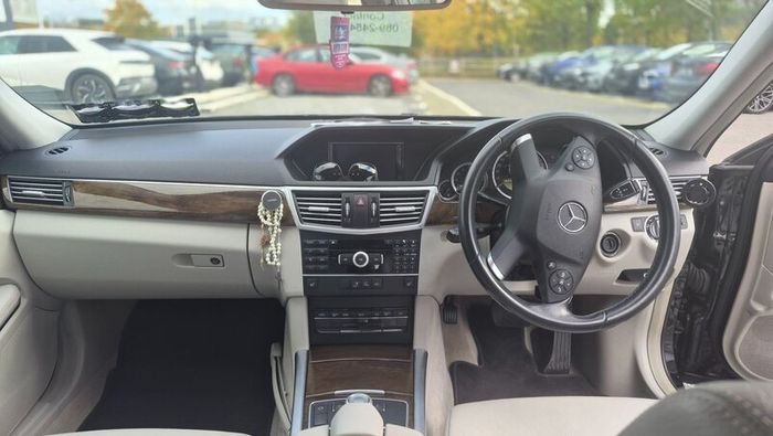 Mercedes-Benz E-Class 2012