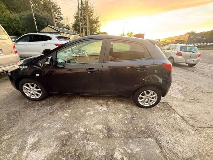 Mazda Demio 2012