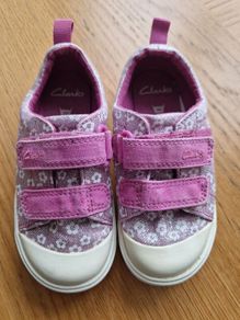 Clarks girls UK  7G