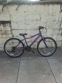 Kids hybrid 24 inch bike