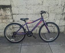 Kids hybrid 24 inch bike