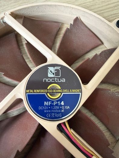 Noctua NH-D14 cooler