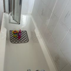 Bath - Free used bath