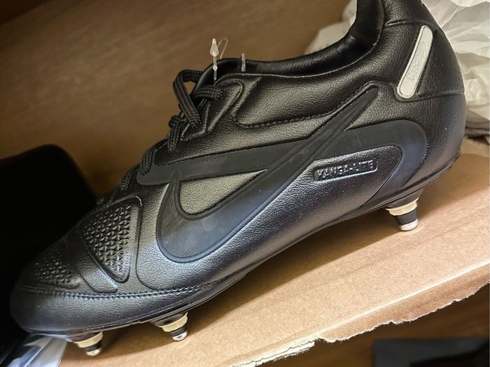 CTR360 Sample SG football boots