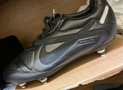 CTR360 Sample SG football boots