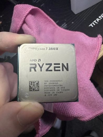PC parts bundle (B450, Ryzen 7 3800X, 16GB DDR4)
