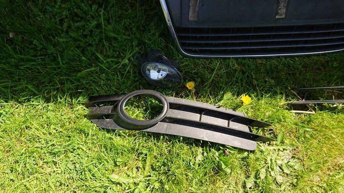 Audi a6 c6 pre fl se model front bumper grill fog lamp spot light grill.Not S-line swaps free parts tuning scrap breaking leather seats black roof lining