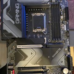 Gigabyte z790 gaming x ax Motherboard