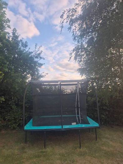 Trampoline