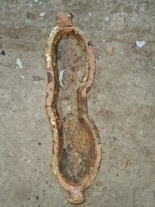 Cast Iron pot holder