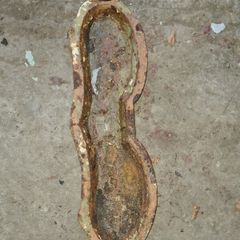 Cast Iron pot holder