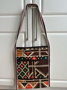 Brand new Saudi Arabia handmade woven shoulder bag with traditional Saudi embroidery, many pockets