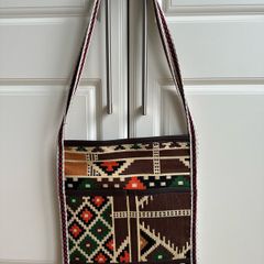 Brand new Saudi Arabia handmade woven shoulder bag with traditional Saudi embroidery, many pockets