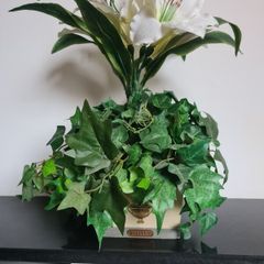 White Lily & Ivy Flower Arrangement